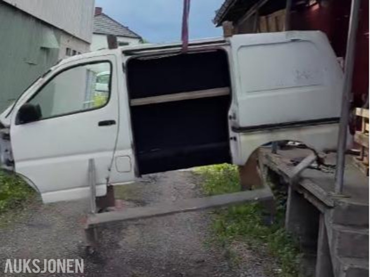 2000 Toyota HiAce Salgsbod