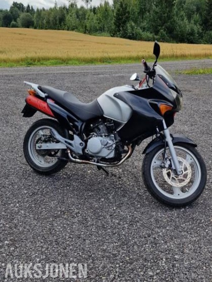2001 Honda XL 125 V Varadero