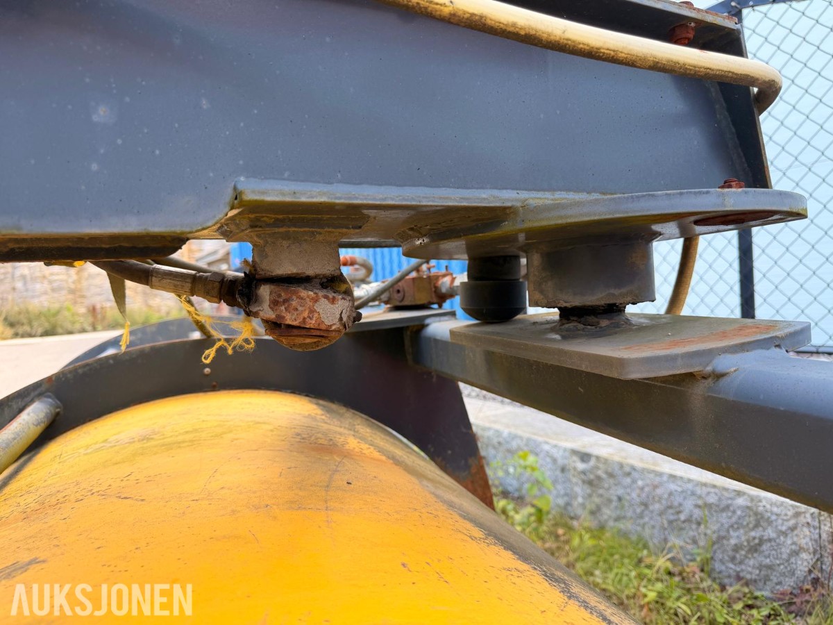 Stark AH 2500S hydraulisk feiemaskin med vanntank