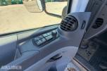 2013 Mercedes-Benz Atego 970PKI2 biltransporter - plan med vinsj - 160 kW / 218 hk OM924LA dieselmotor - kilometerstand 304.866 km - nyttelast 2.920 kg
