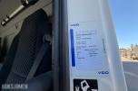 2013 Mercedes-Benz Atego 970PKI2 biltransporter - plan med vinsj - 160 kW / 218 hk OM924LA dieselmotor - kilometerstand 304.866 km - nyttelast 2.920 kg