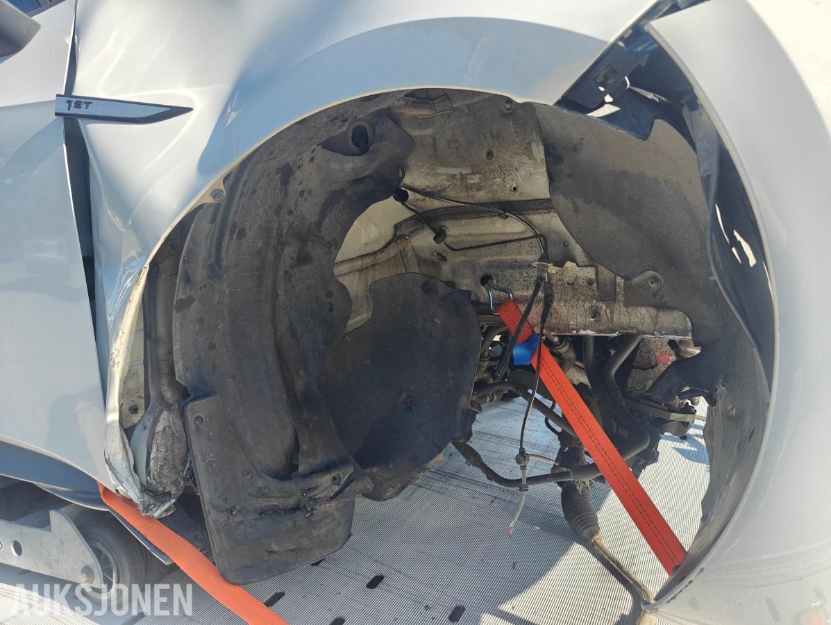 2021 Volkswagen ID.3 PRO 58kWh 204hk kollisjonsskadet, eu ok til 12.2026