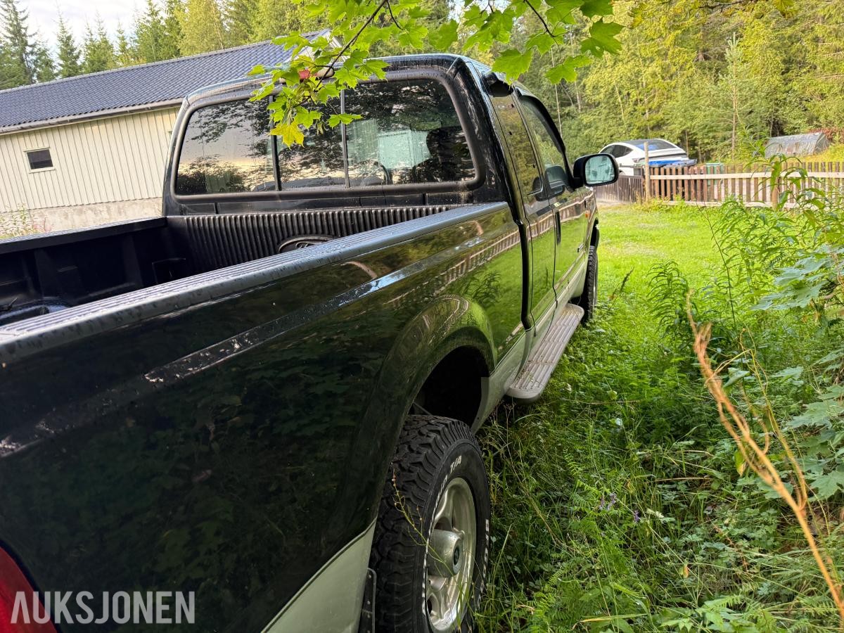 2004 Ford F-serie 250, 183800km 6L Super Duty 330HK