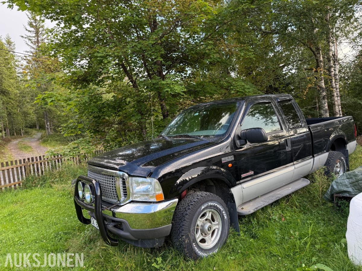 2004 Ford F-serie 250, 183800km 6L Super Duty 330HK