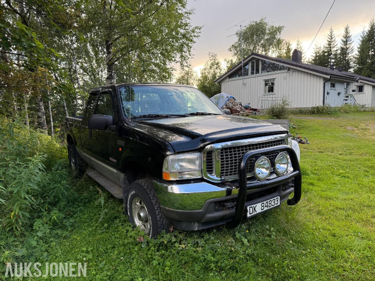 2004 Ford F-serie 250, 183800km 6L Super Duty 330HK