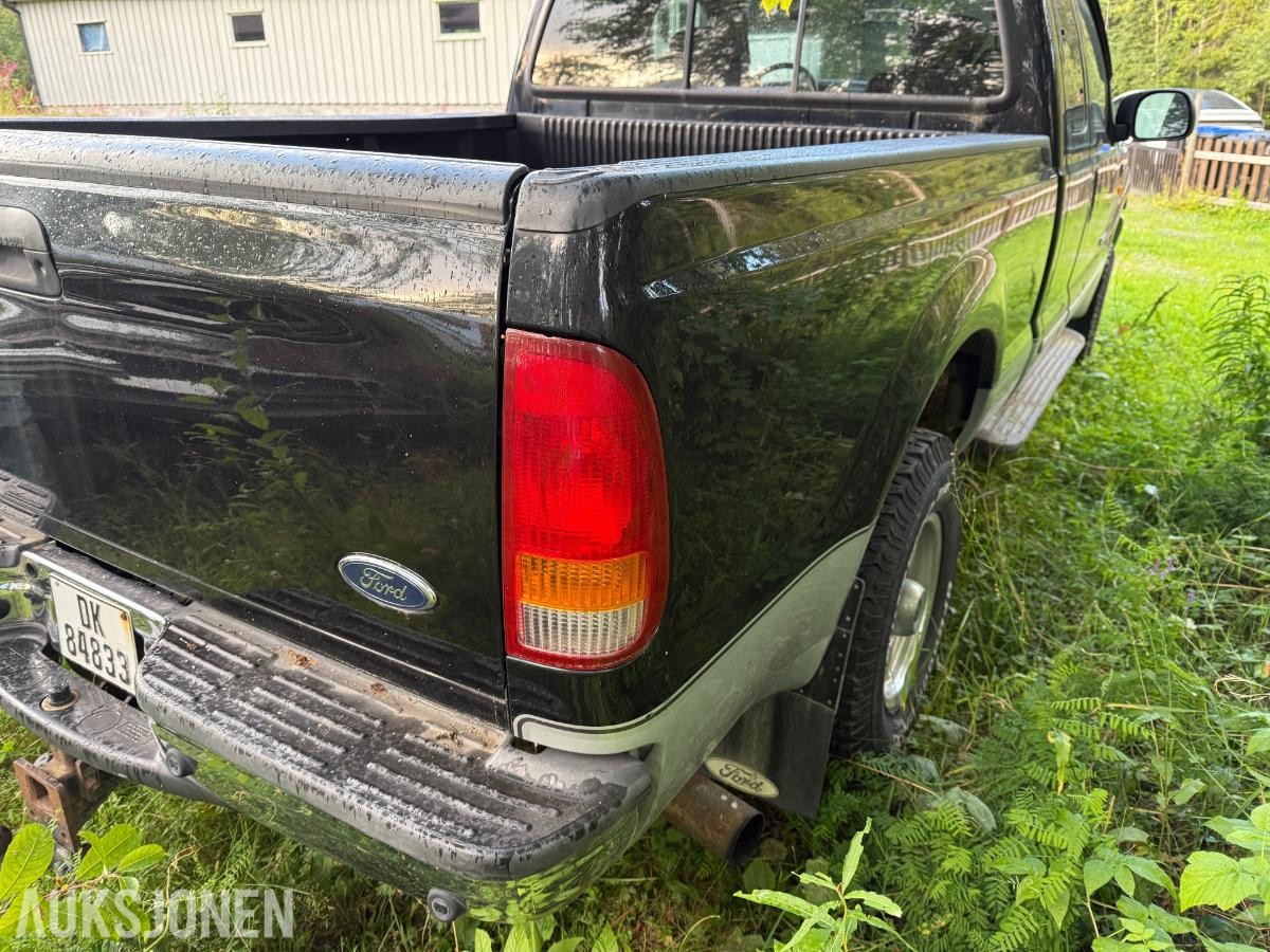 2004 Ford F-serie 250, 183800km 6L Super Duty 330HK