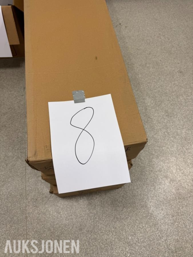Plastikk palmetrær Ukjent