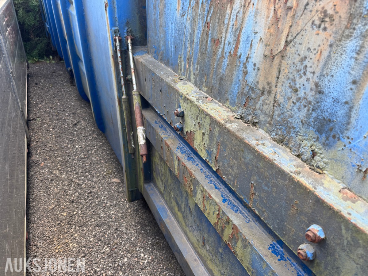 1990 Husmann krokcontainer med komprimator – reparasjonsobjekt