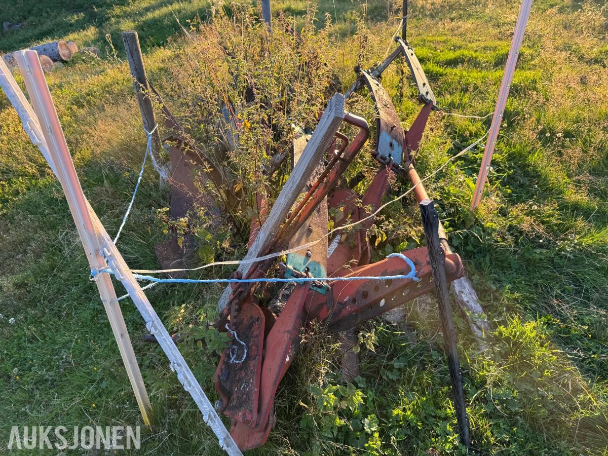 Stenomat 3 Skjærs plog