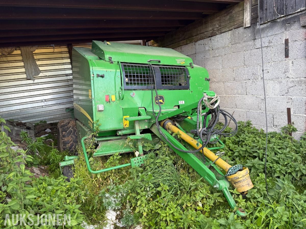 John Deere  Premium 578 Rundballepresse