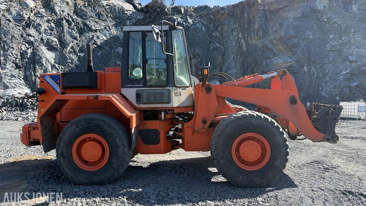 1995 Fiat-Hitachi FR130.2 hjullaster m/ Gjerstad frontskuff - 9 256 timer