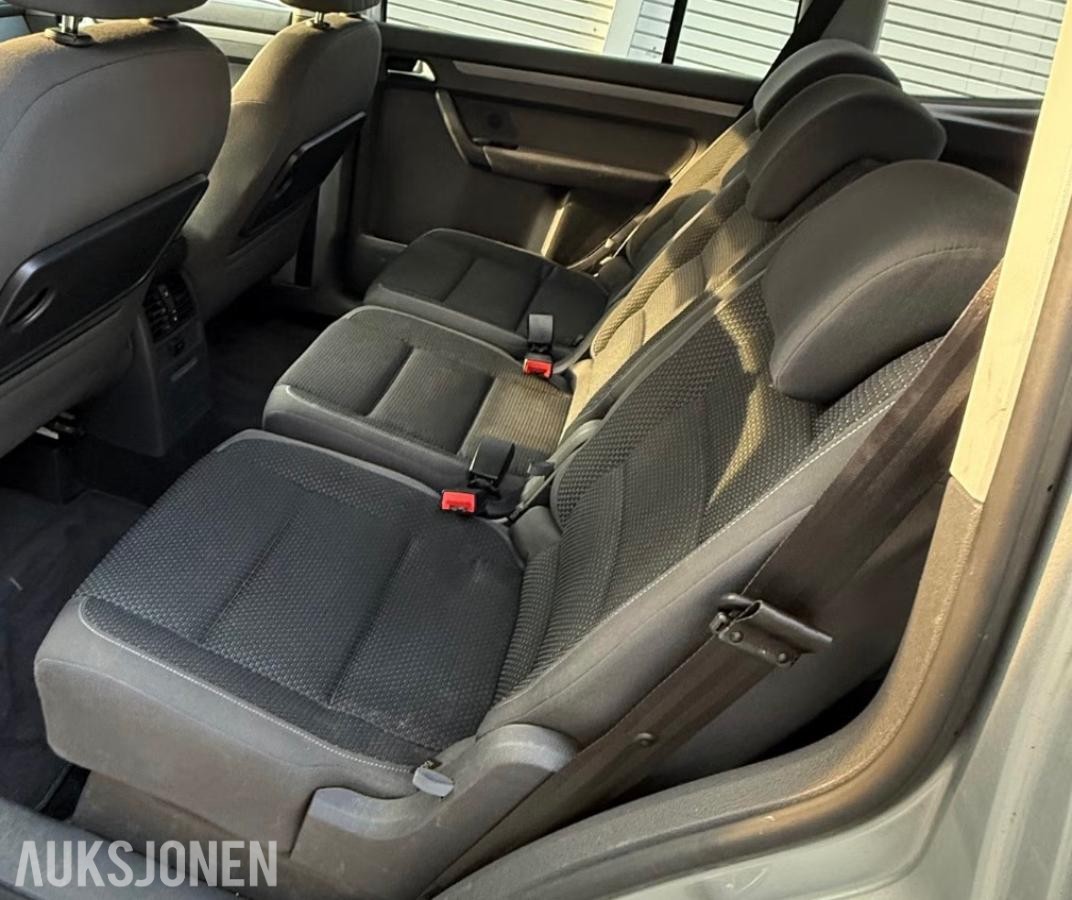 2011 Volkswagen Touran 1.6 Diesel, Hengerfeste