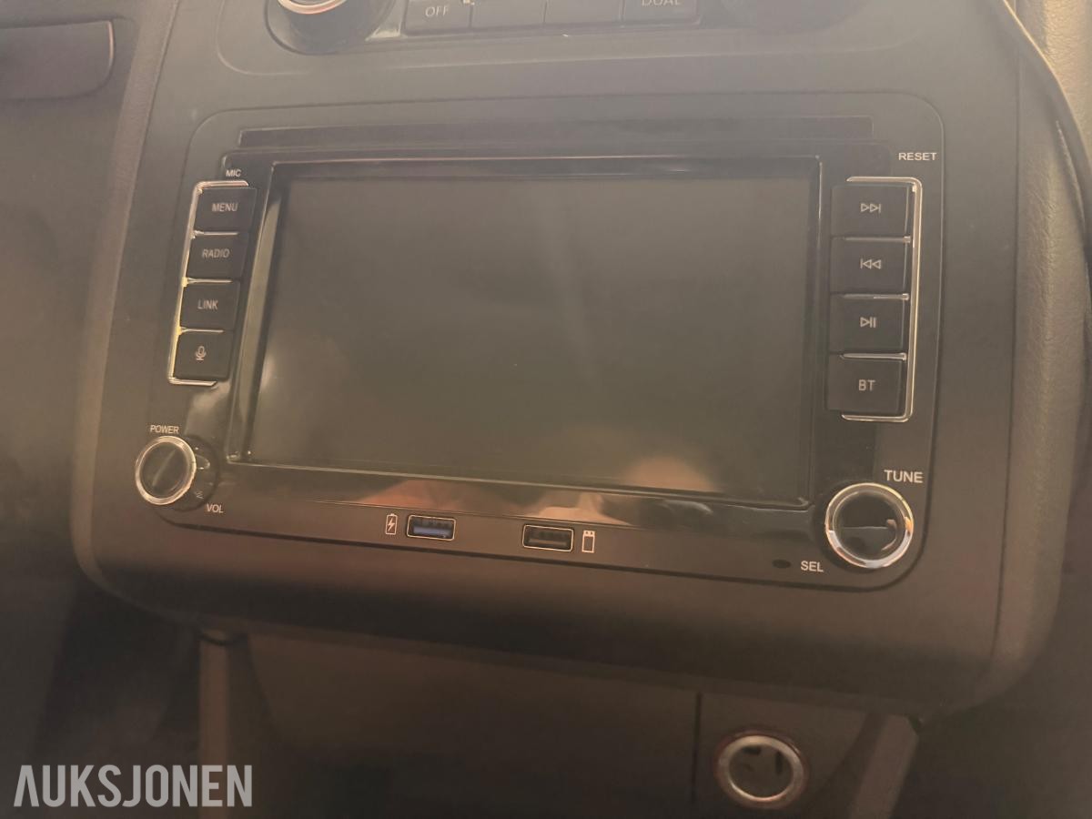 2011 Volkswagen Touran 1.6 Diesel, Hengerfeste