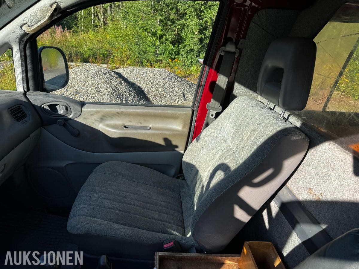 2000 Mitsubishi L400 2.5-87 D 4WD HENGERFESTE HØY OG LAVSERIE