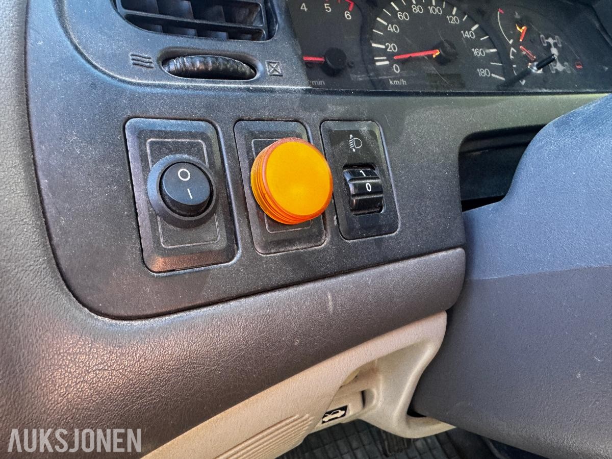 2000 Mitsubishi L400 2.5-87 D 4WD HENGERFESTE HØY OG LAVSERIE