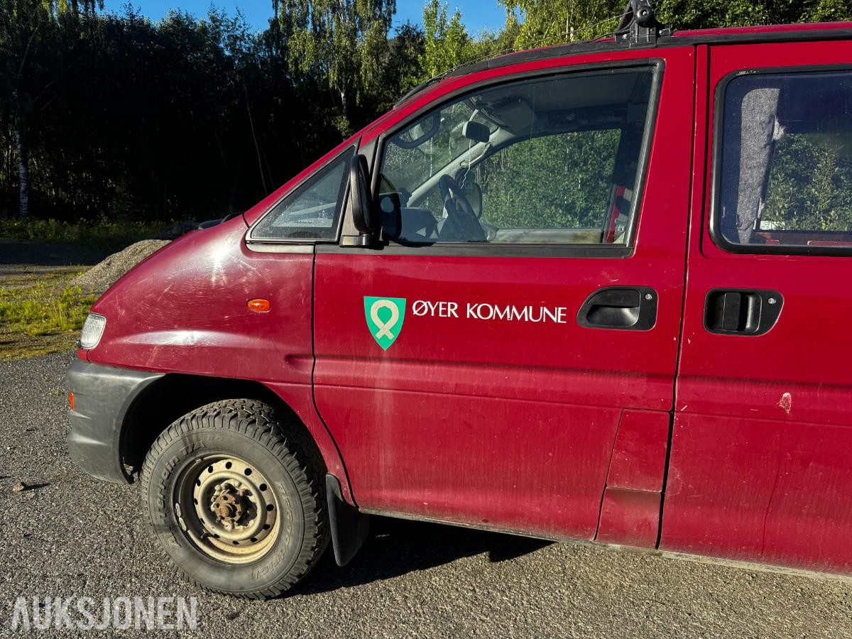 2000 Mitsubishi L400 2.5-87 D 4WD HENGERFESTE HØY OG LAVSERIE