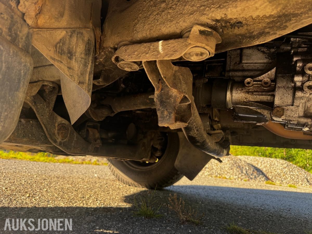 2000 Mitsubishi L400 2.5-87 D 4WD HENGERFESTE HØY OG LAVSERIE