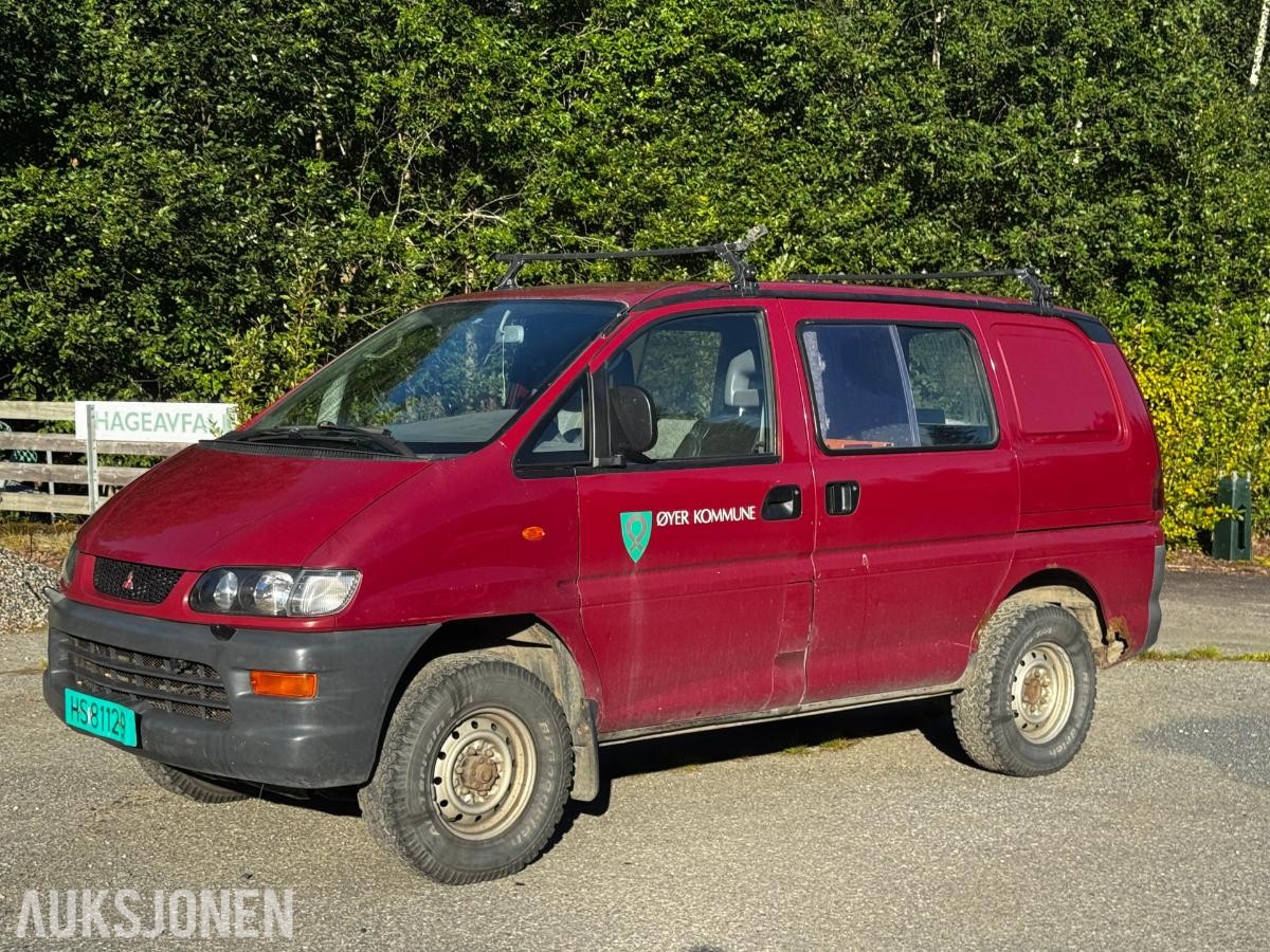 2000 Mitsubishi L400 2.5-87 D 4WD HENGERFESTE HØY OG LAVSERIE