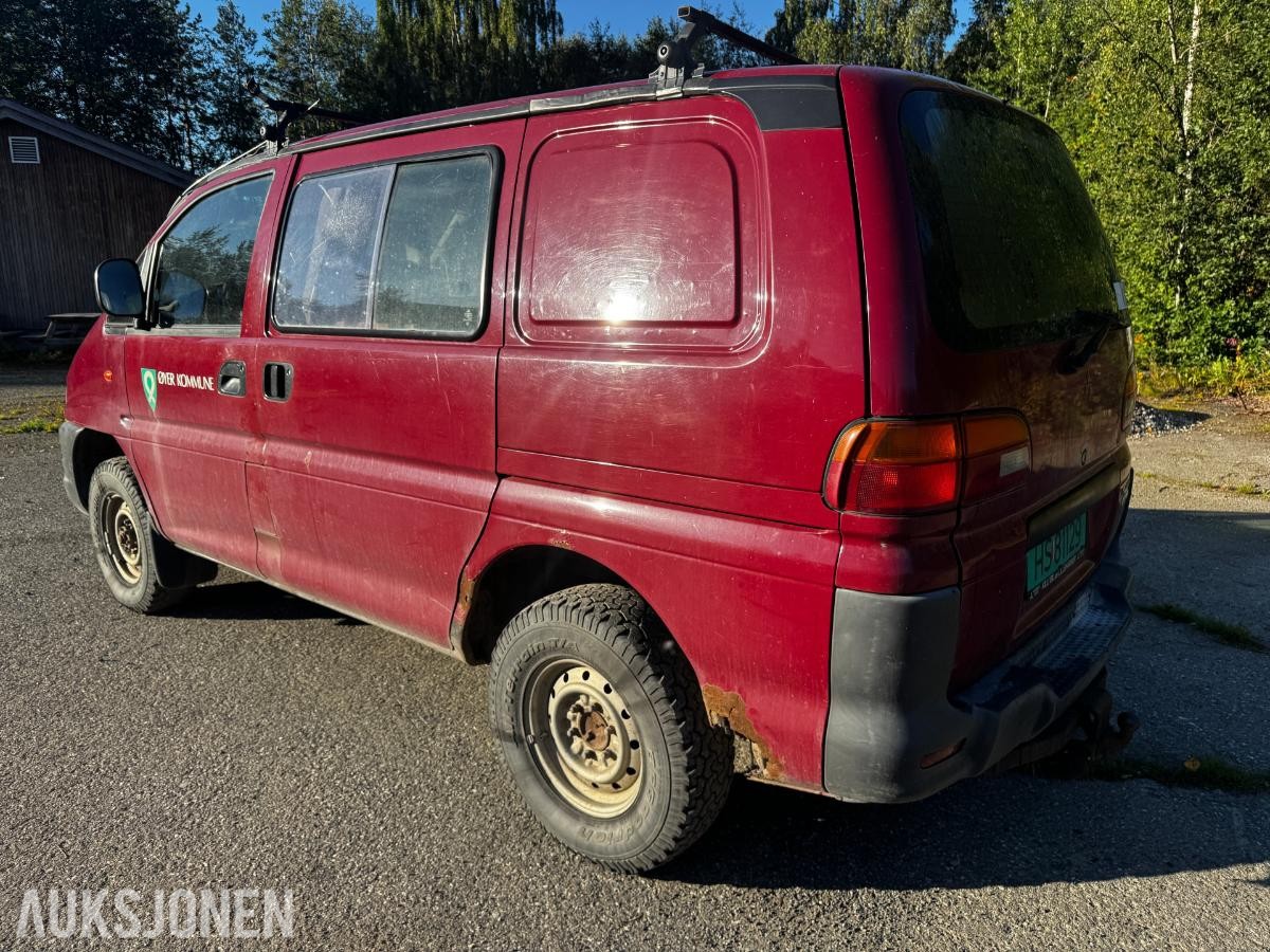 2000 Mitsubishi L400 2.5-87 D 4WD HENGERFESTE HØY OG LAVSERIE