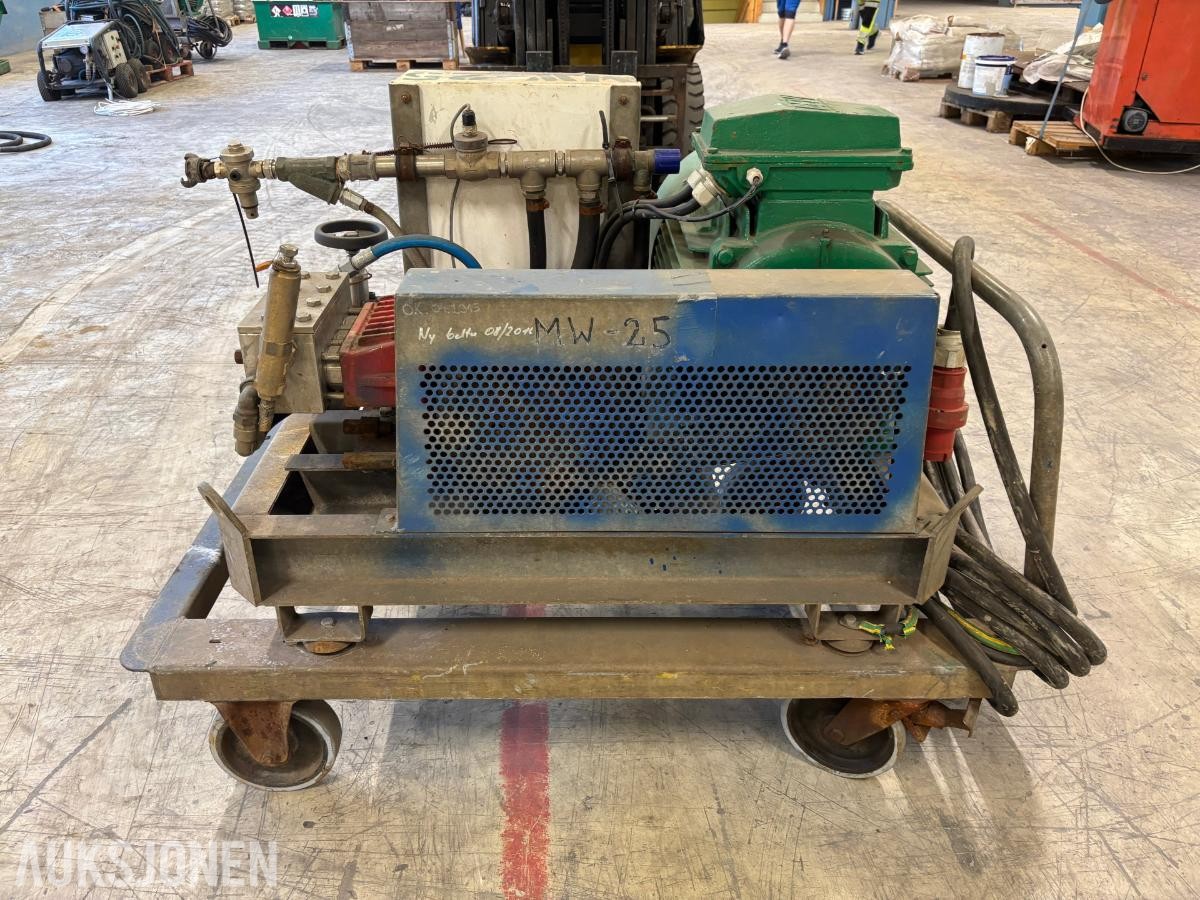 Høytrykkspyler 500 bar / 30 l/min – BEVI elektromotor – høytrykkslange og lanse