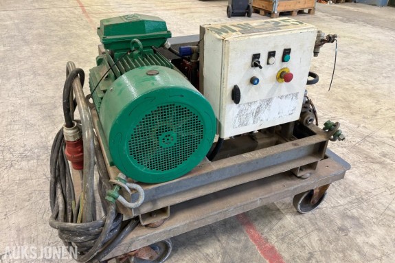 Høytrykkspyler 500 bar / 30 l/min – BEVI elektromotor – høytrykkslange og lanse
