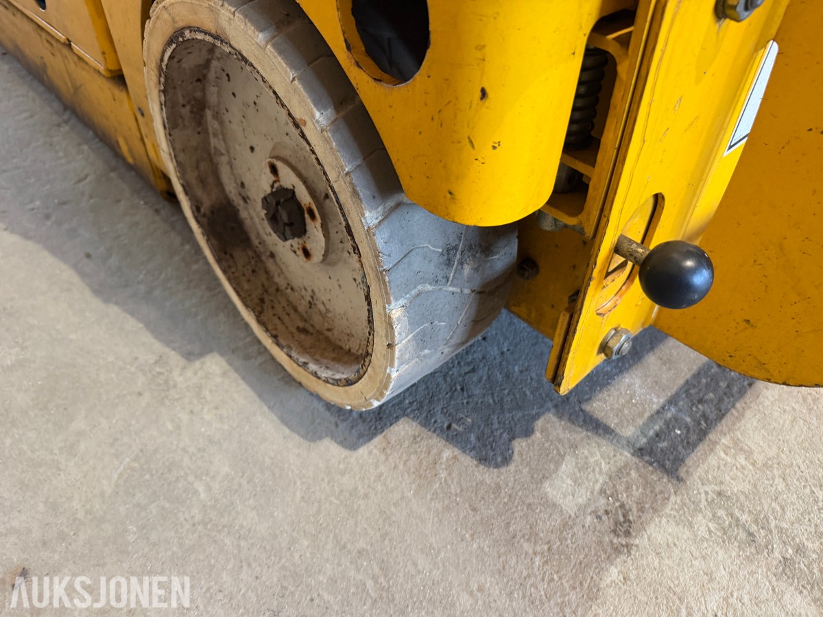 Haulotte Compact 10N Sakselift arbeidshøyde 10 meter