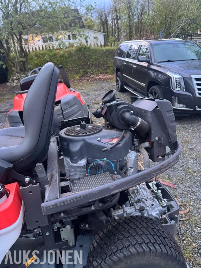2018 Husqvarna P524 Sitteklipper
