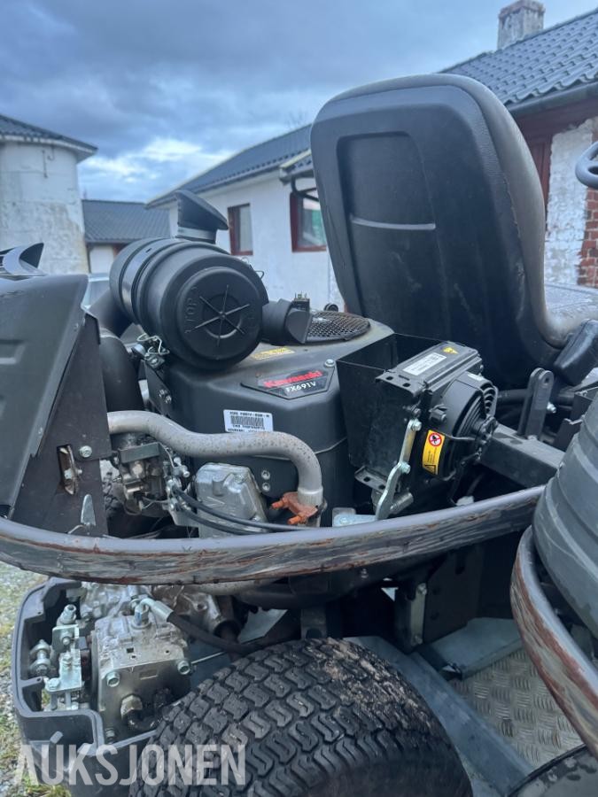 2018 Husqvarna P524 Sitteklipper