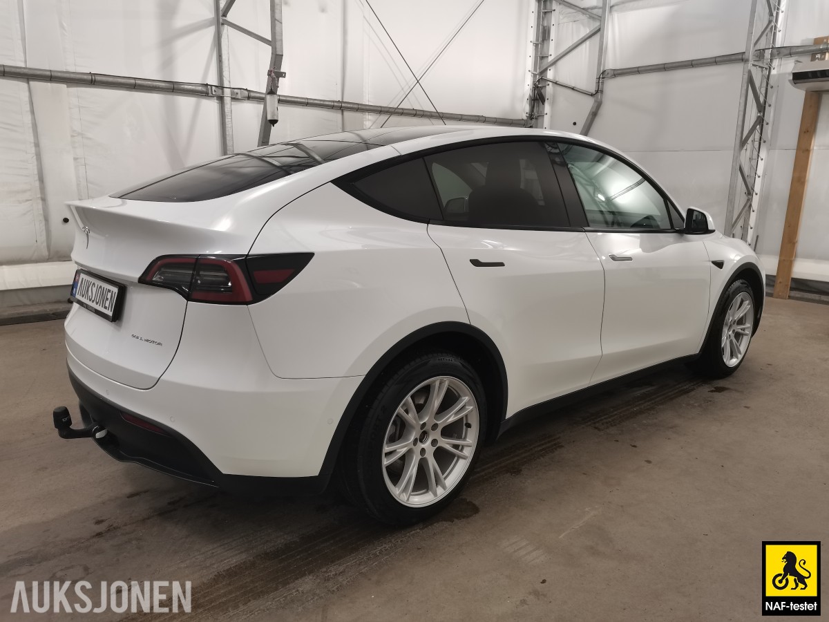 2022 Tesla Model Y LRDM AWD HENGERFESTE PANORAMA PREMIUM LYD & INTERIØR