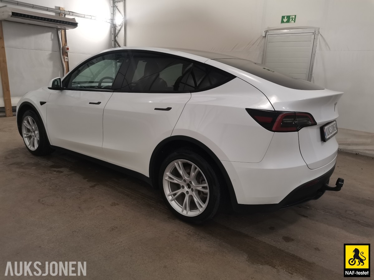 2022 Tesla Model Y LRDM AWD HENGERFESTE PANORAMA PREMIUM LYD & INTERIØR