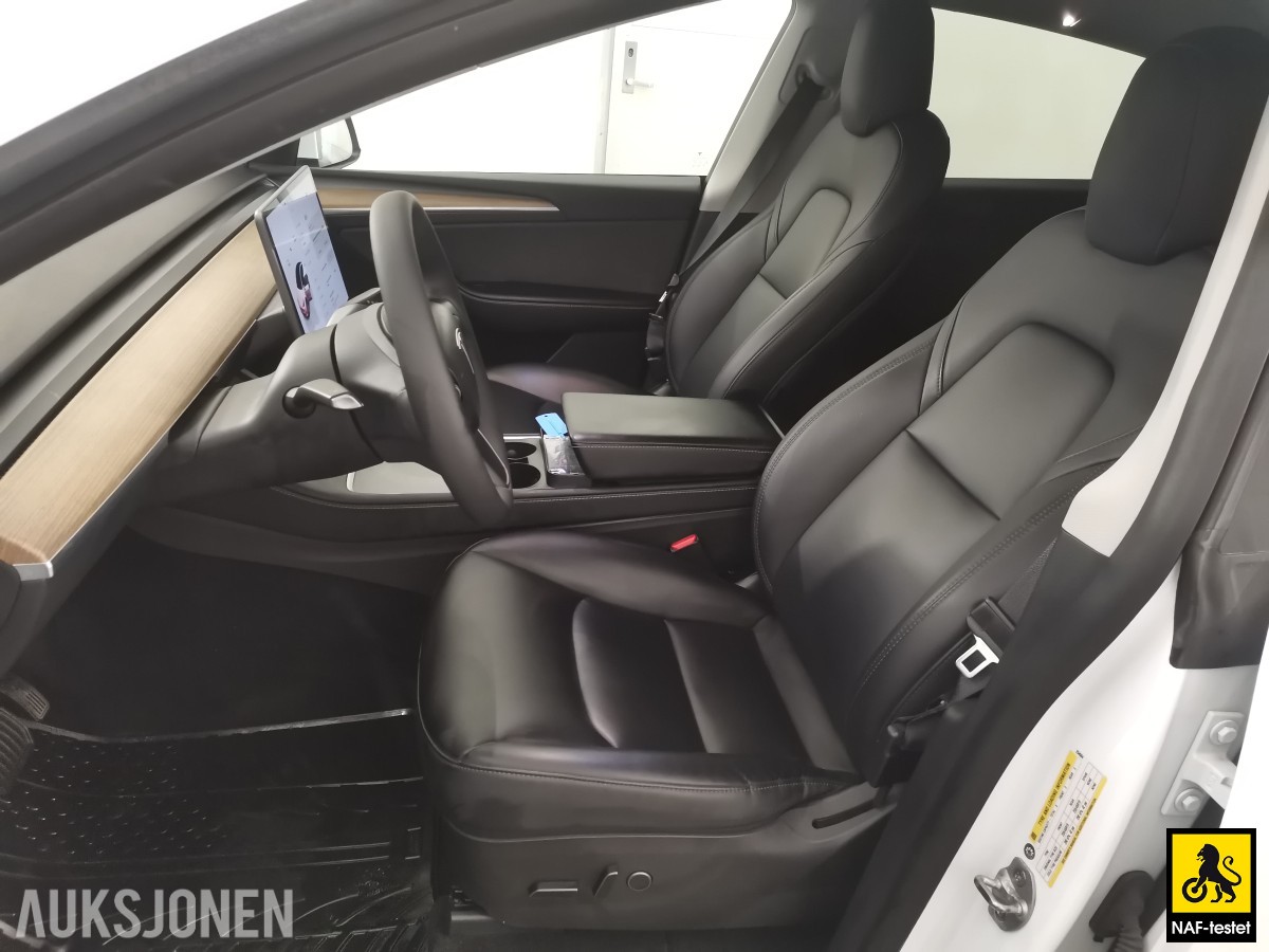 2022 Tesla Model Y LRDM AWD HENGERFESTE PANORAMA PREMIUM LYD & INTERIØR