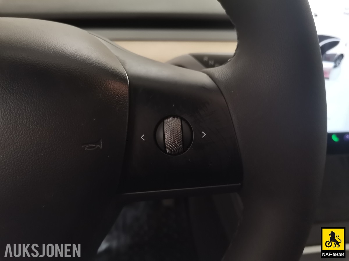2022 Tesla Model Y LRDM AWD HENGERFESTE PANORAMA PREMIUM LYD & INTERIØR