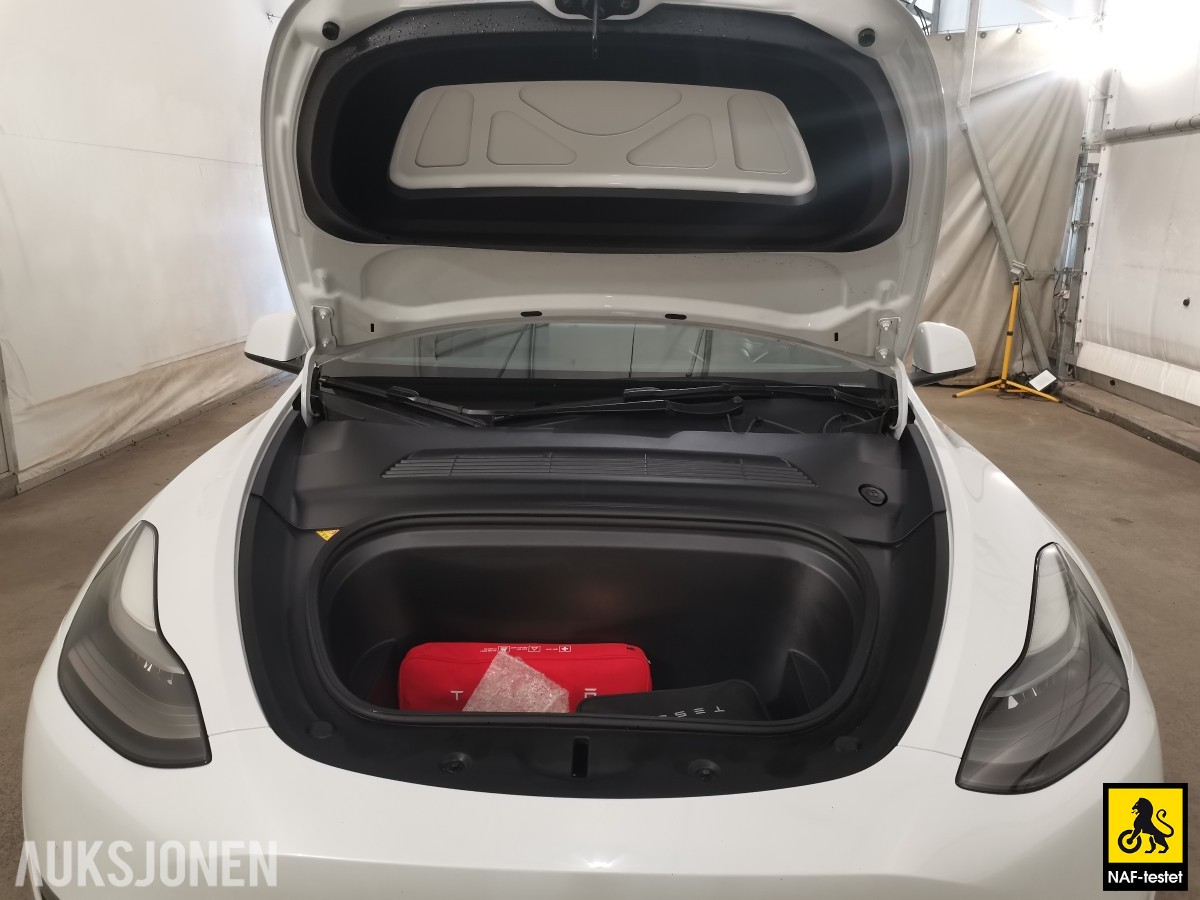 2022 Tesla Model Y LRDM AWD HENGERFESTE PANORAMA PREMIUM LYD & INTERIØR