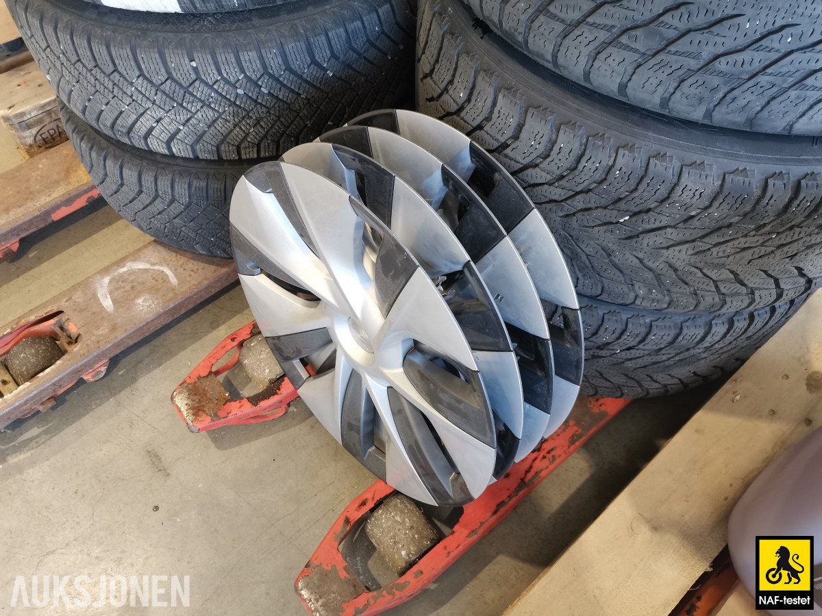 2022 Tesla Model Y LRDM AWD HENGERFESTE PANORAMA PREMIUM LYD & INTERIØR