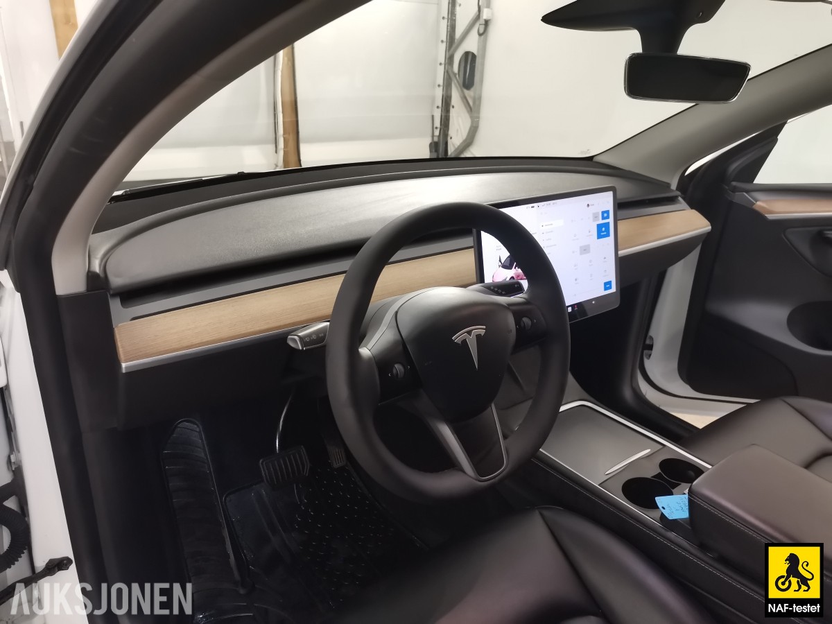 2022 Tesla Model Y LRDM AWD HENGERFESTE PANORAMA PREMIUM LYD & INTERIØR