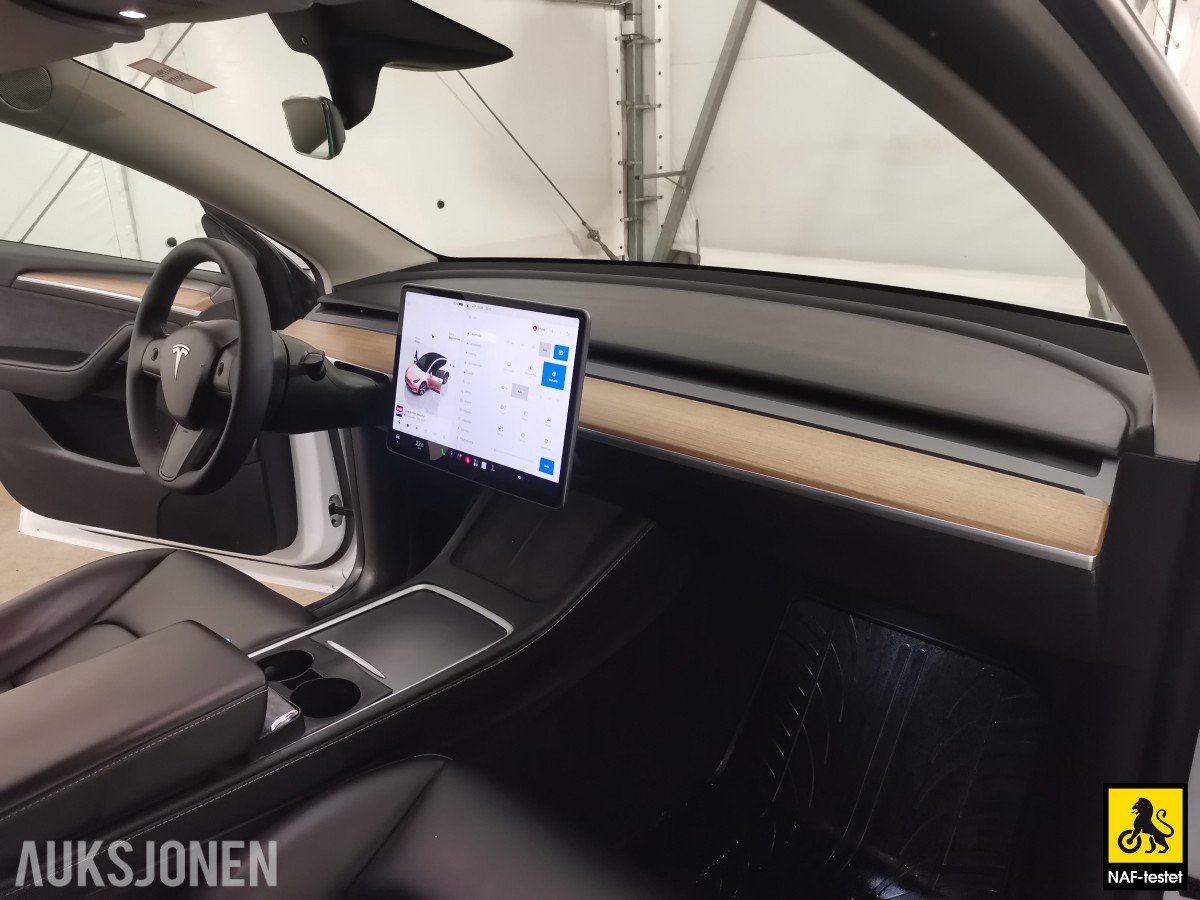 2022 Tesla Model Y LRDM AWD HENGERFESTE PANORAMA PREMIUM LYD & INTERIØR