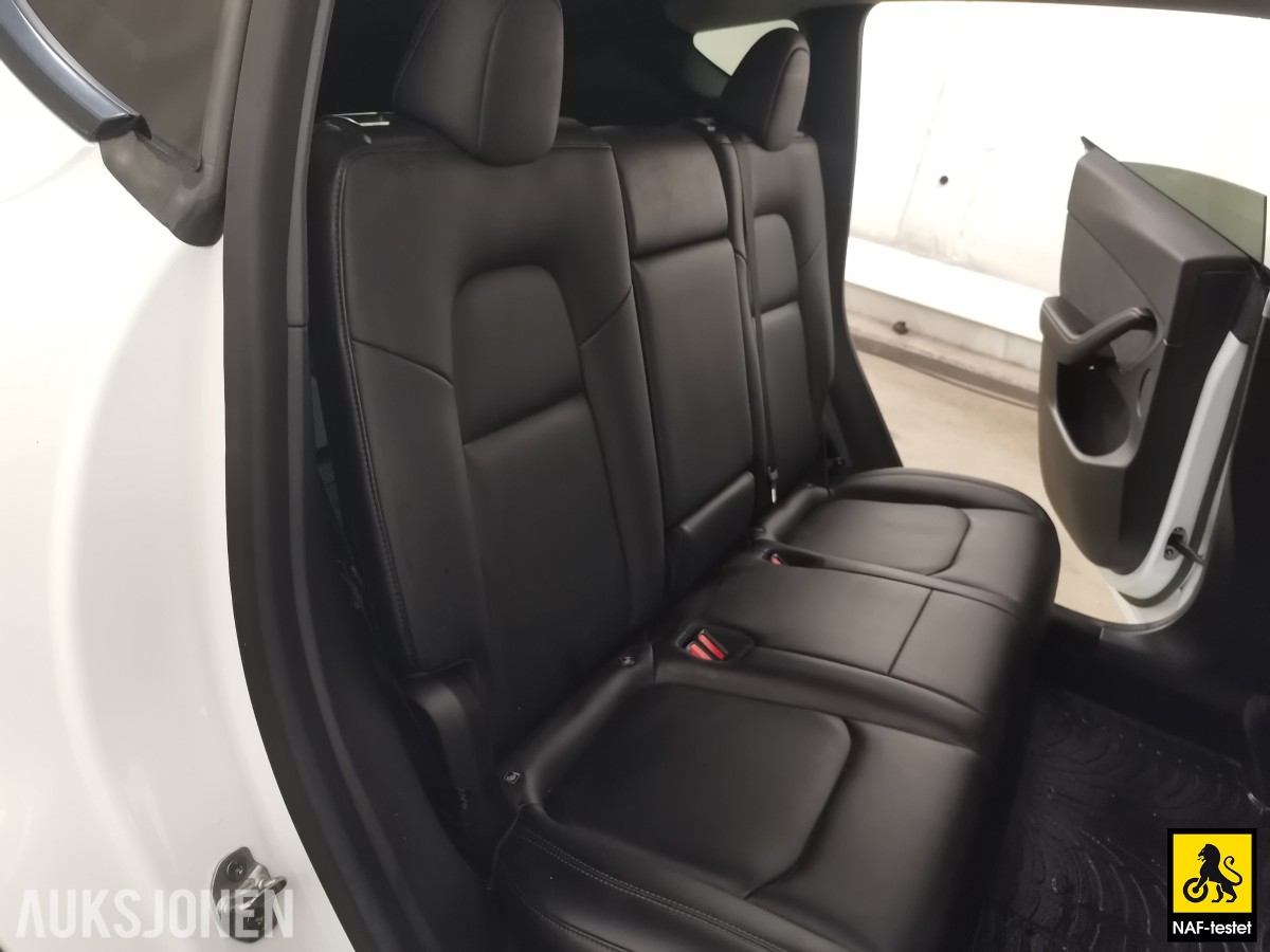 2022 Tesla Model Y LRDM AWD HENGERFESTE PANORAMA PREMIUM LYD & INTERIØR