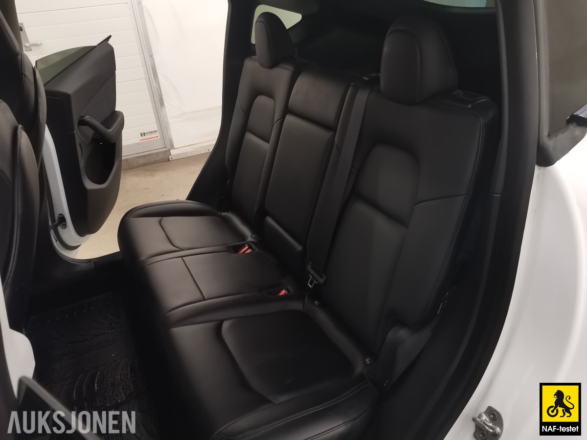2022 Tesla Model Y LRDM AWD HENGERFESTE PANORAMA PREMIUM LYD & INTERIØR