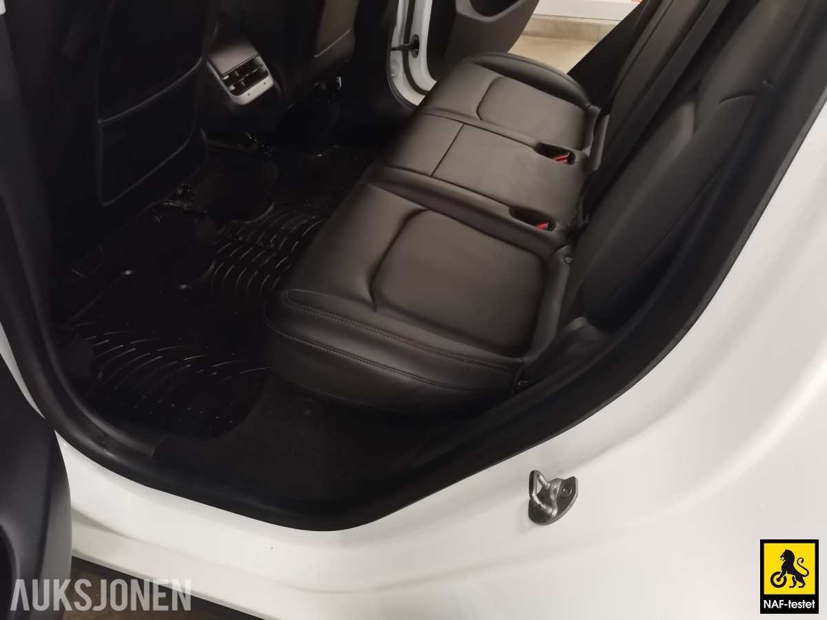2022 Tesla Model Y LRDM AWD HENGERFESTE PANORAMA PREMIUM LYD & INTERIØR