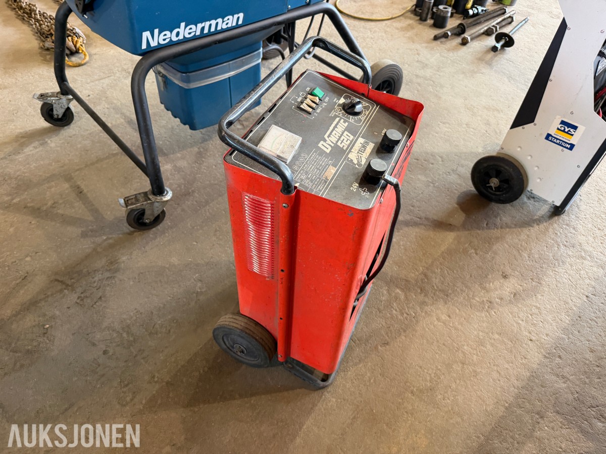 Telwin Dynamic 520 batterilader med starthjelp – 12/24 V