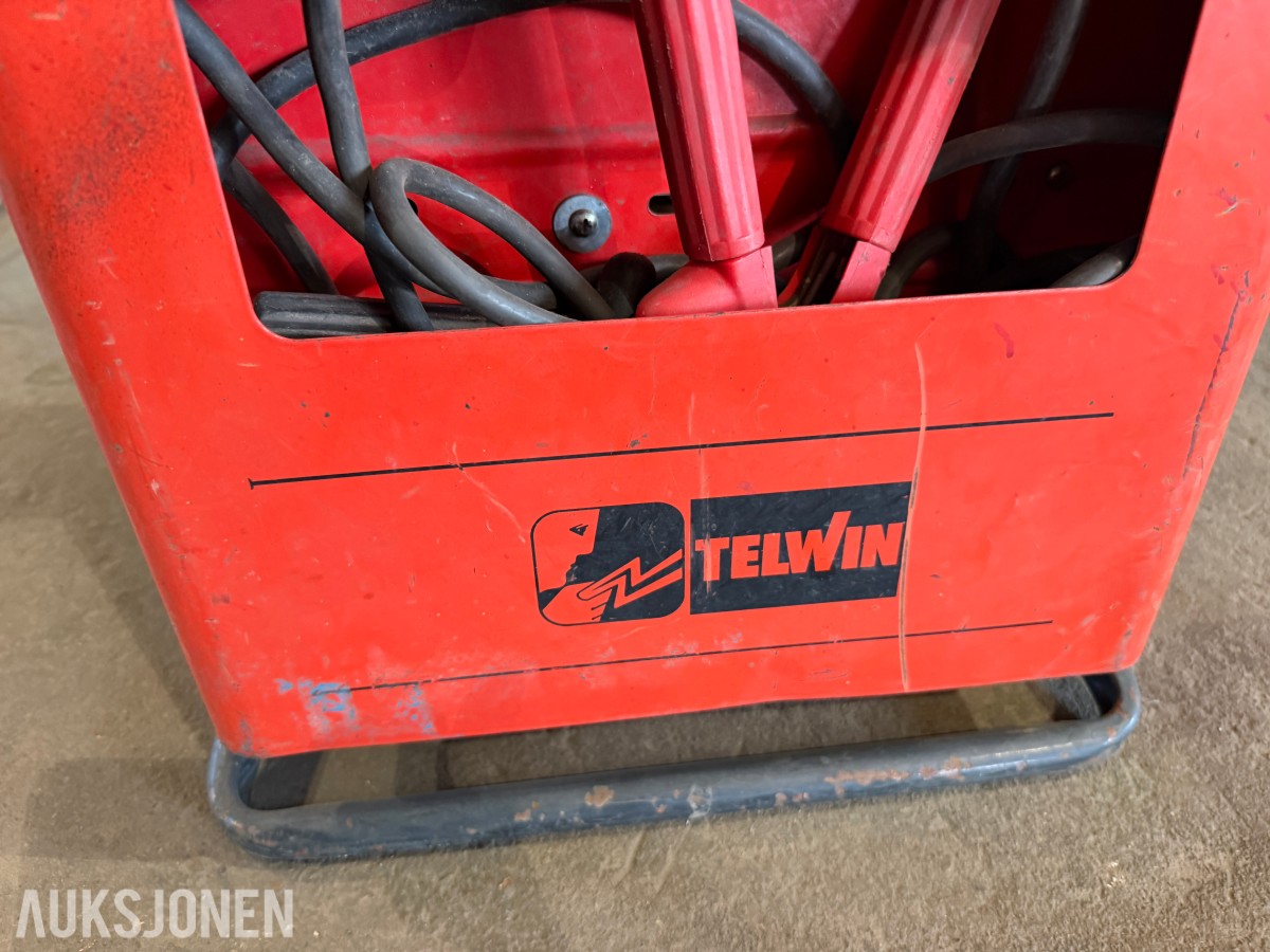 Telwin Dynamic 520 batterilader med starthjelp – 12/24 V