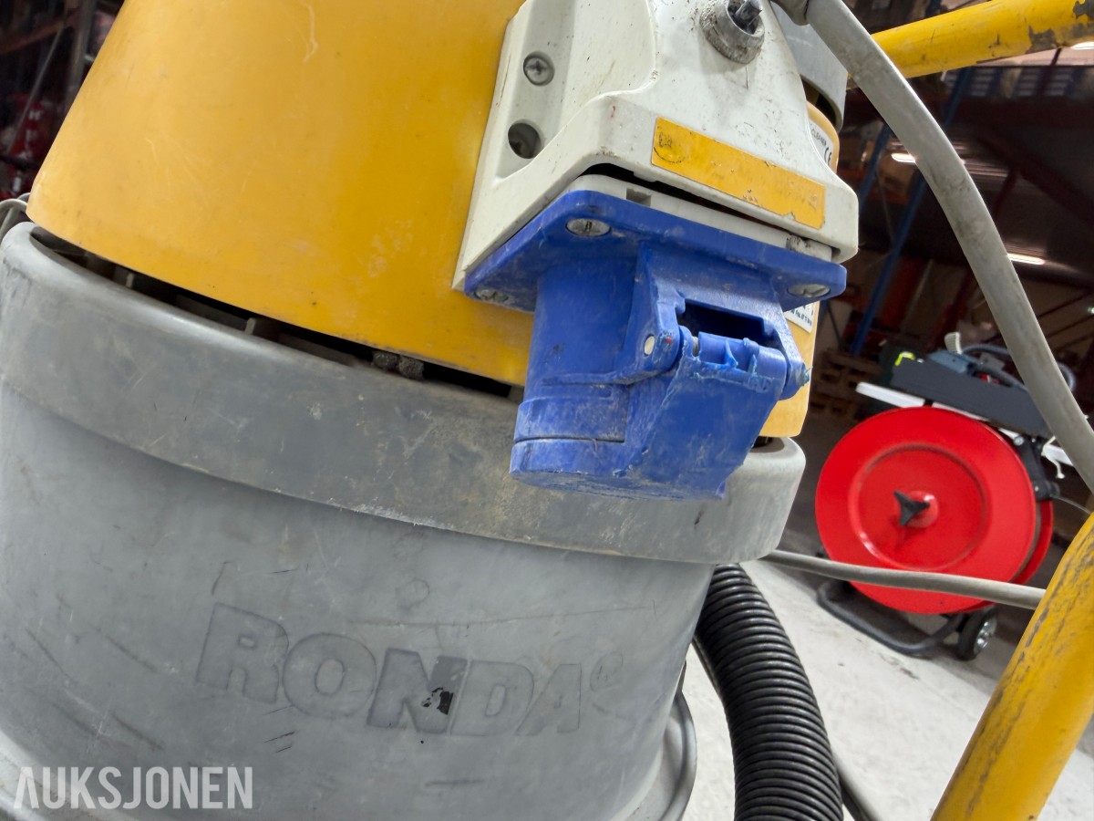 2011 Ronda / V. Brøndum 350 industristøvsuger