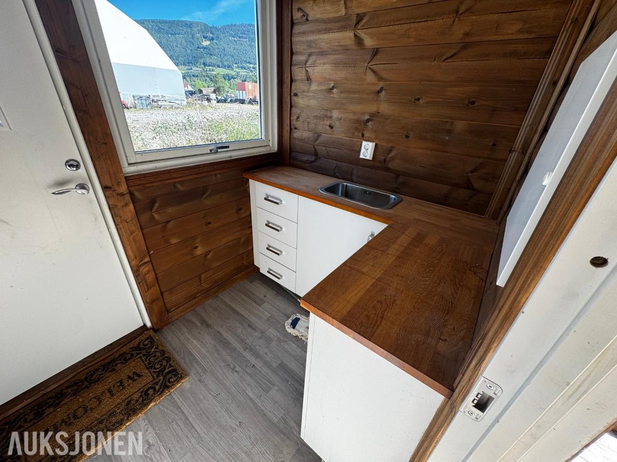 20 fot containermodul med praktisk innredning