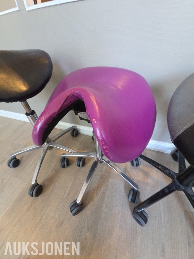 4 stk Salli ergonomiske sadelstoler / arbeidsstoler på hjul