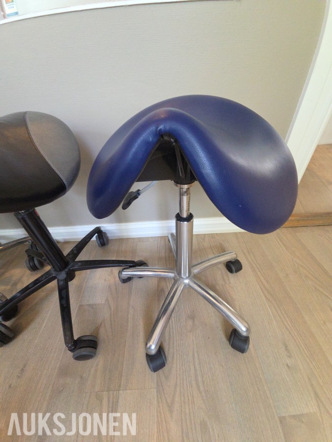 4 stk Salli ergonomiske sadelstoler / arbeidsstoler på hjul