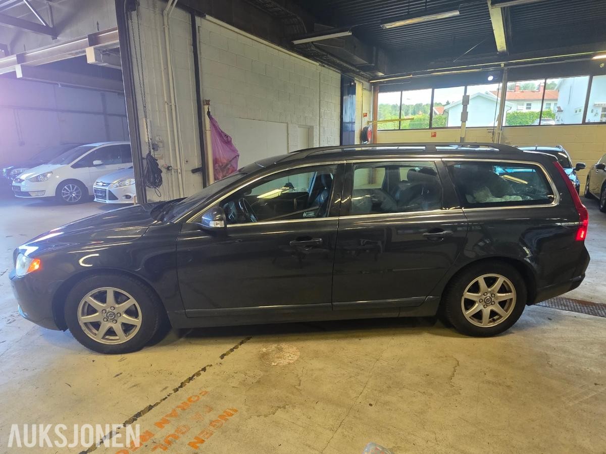 2010 Volvo V70 – manuell – hengerfeste – skinnseter