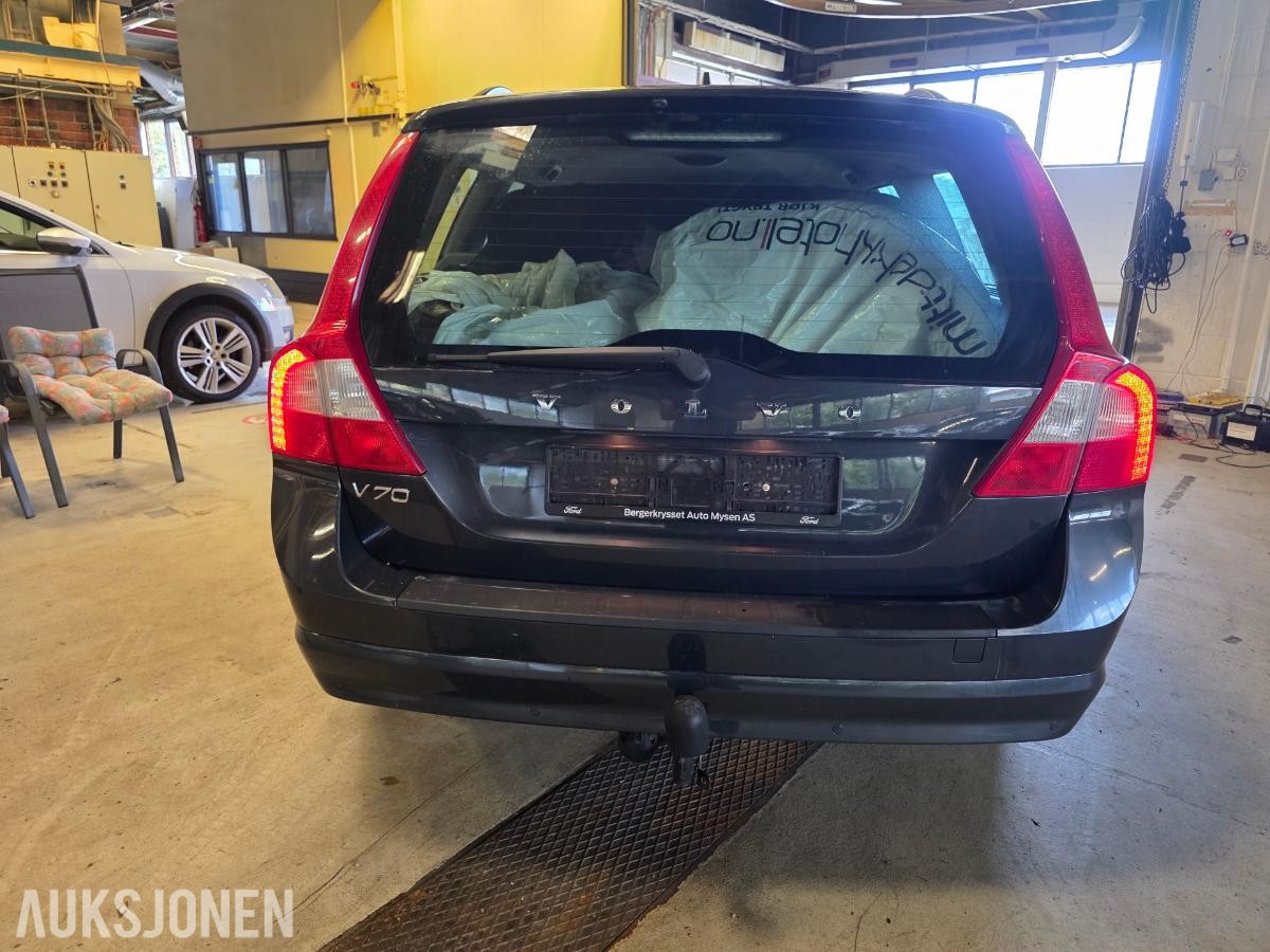 2010 Volvo V70 – manuell – hengerfeste – skinnseter