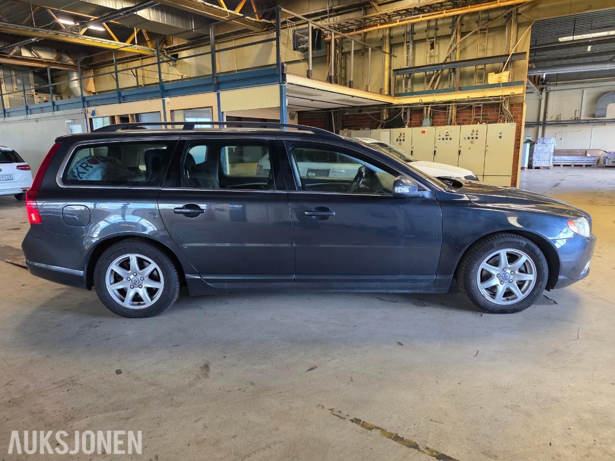 2010 Volvo V70 – manuell – hengerfeste – skinnseter