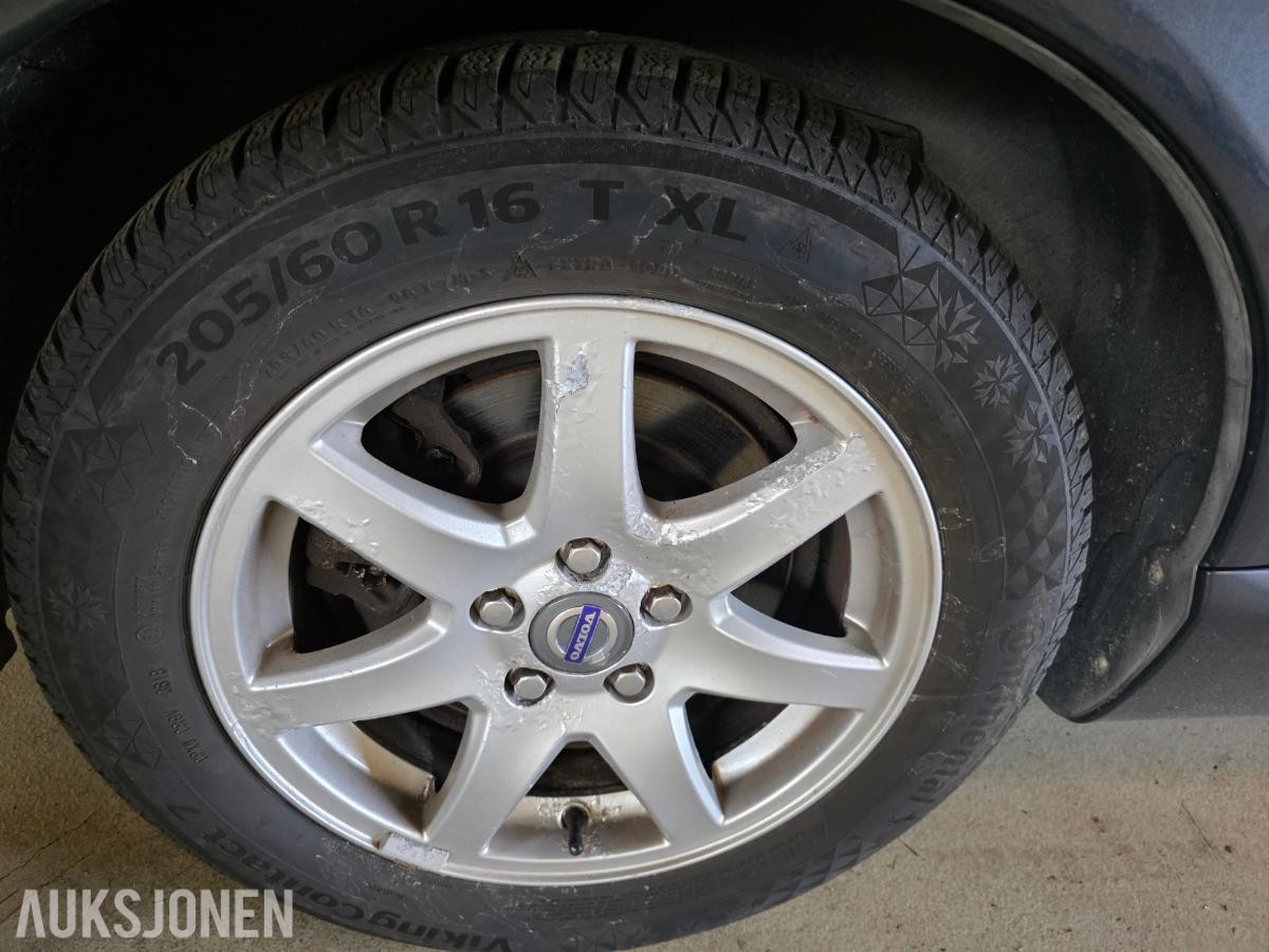 2010 Volvo V70 – manuell – hengerfeste – skinnseter