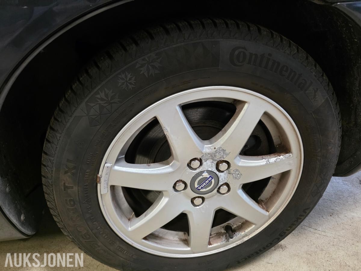2010 Volvo V70 – manuell – hengerfeste – skinnseter